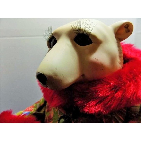 Rare Christmas Holiday High Fashion Miss Polar Bear Figurine Statue - Picture 6 of 7